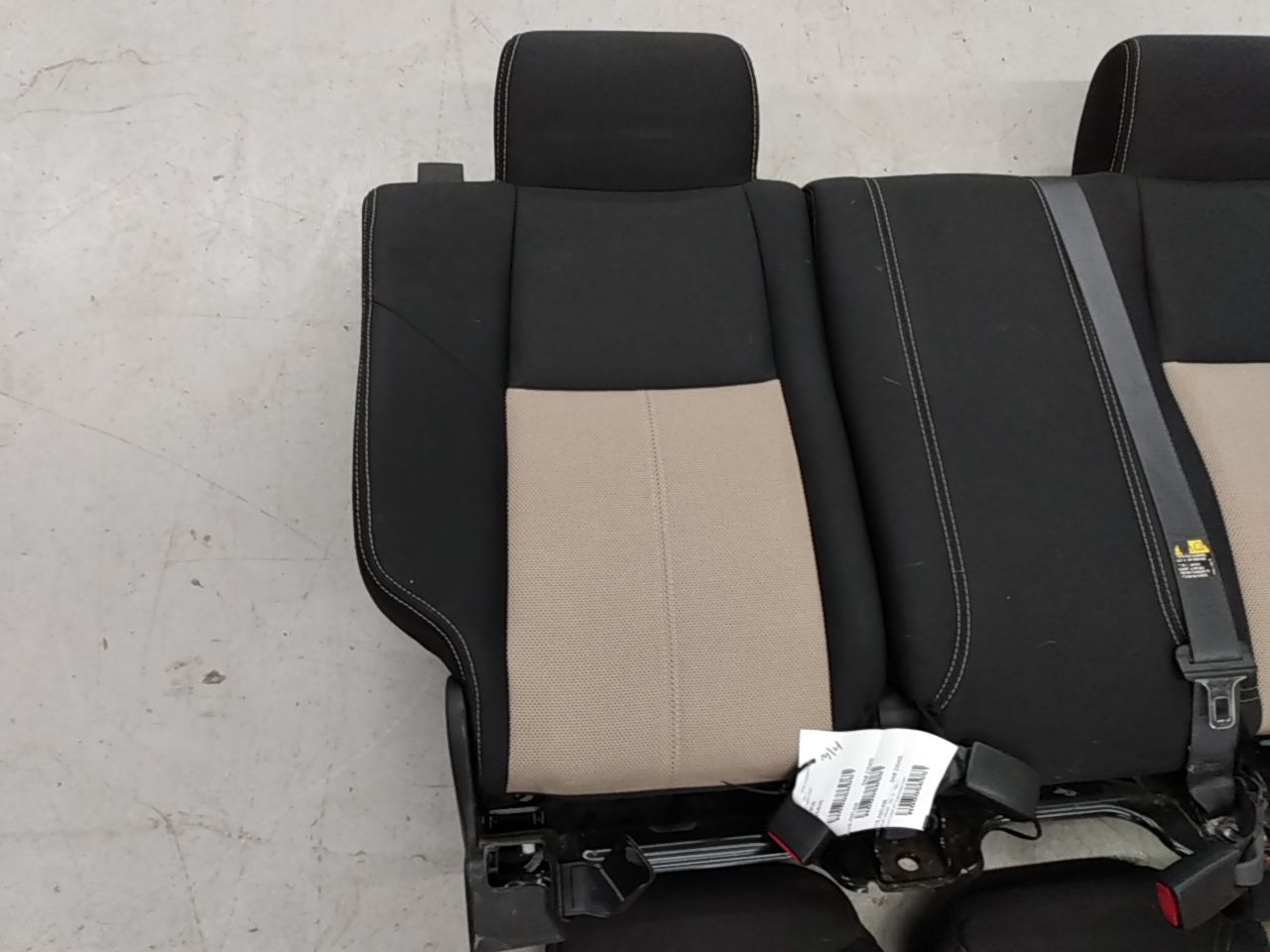 Hummer H3 Rear Seat Set