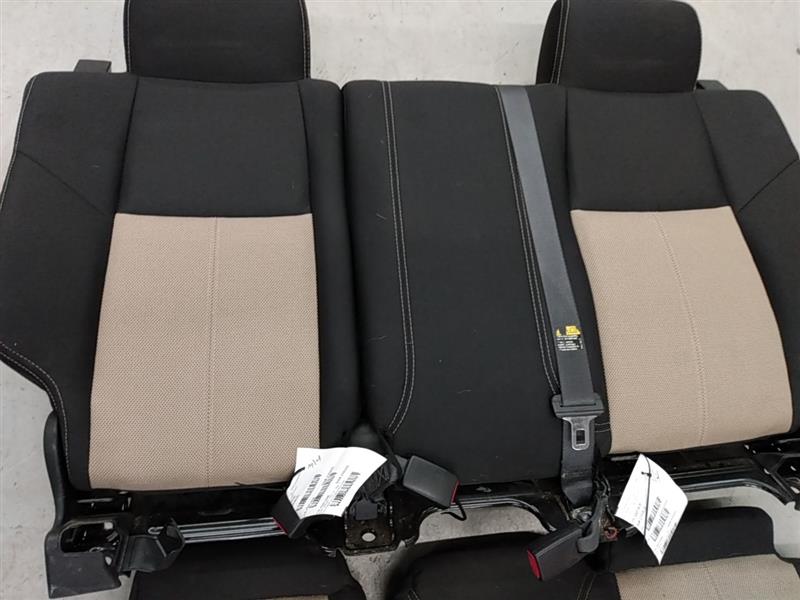 Hummer H3 Rear Seat Set