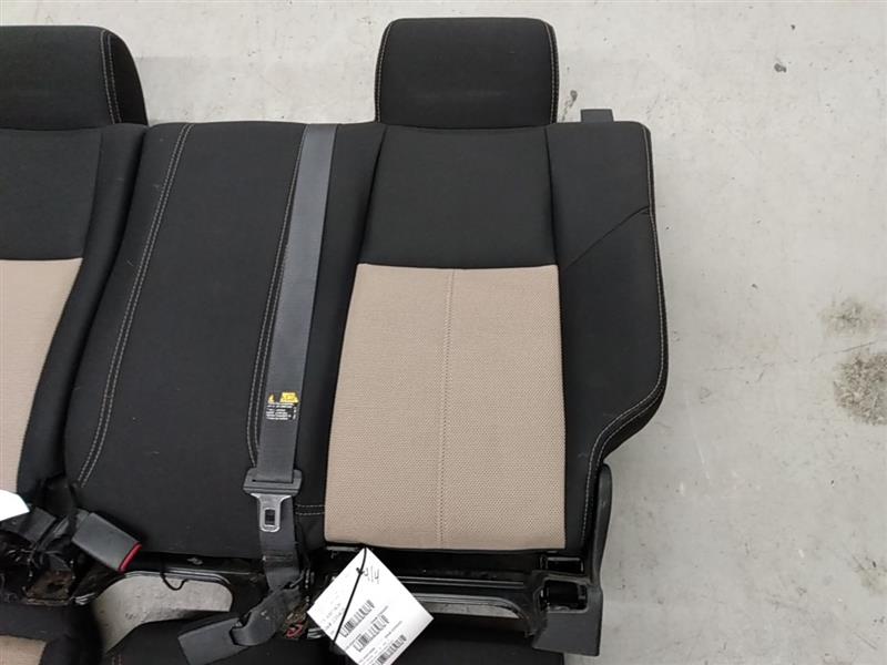 Hummer H3 Rear Seat Set