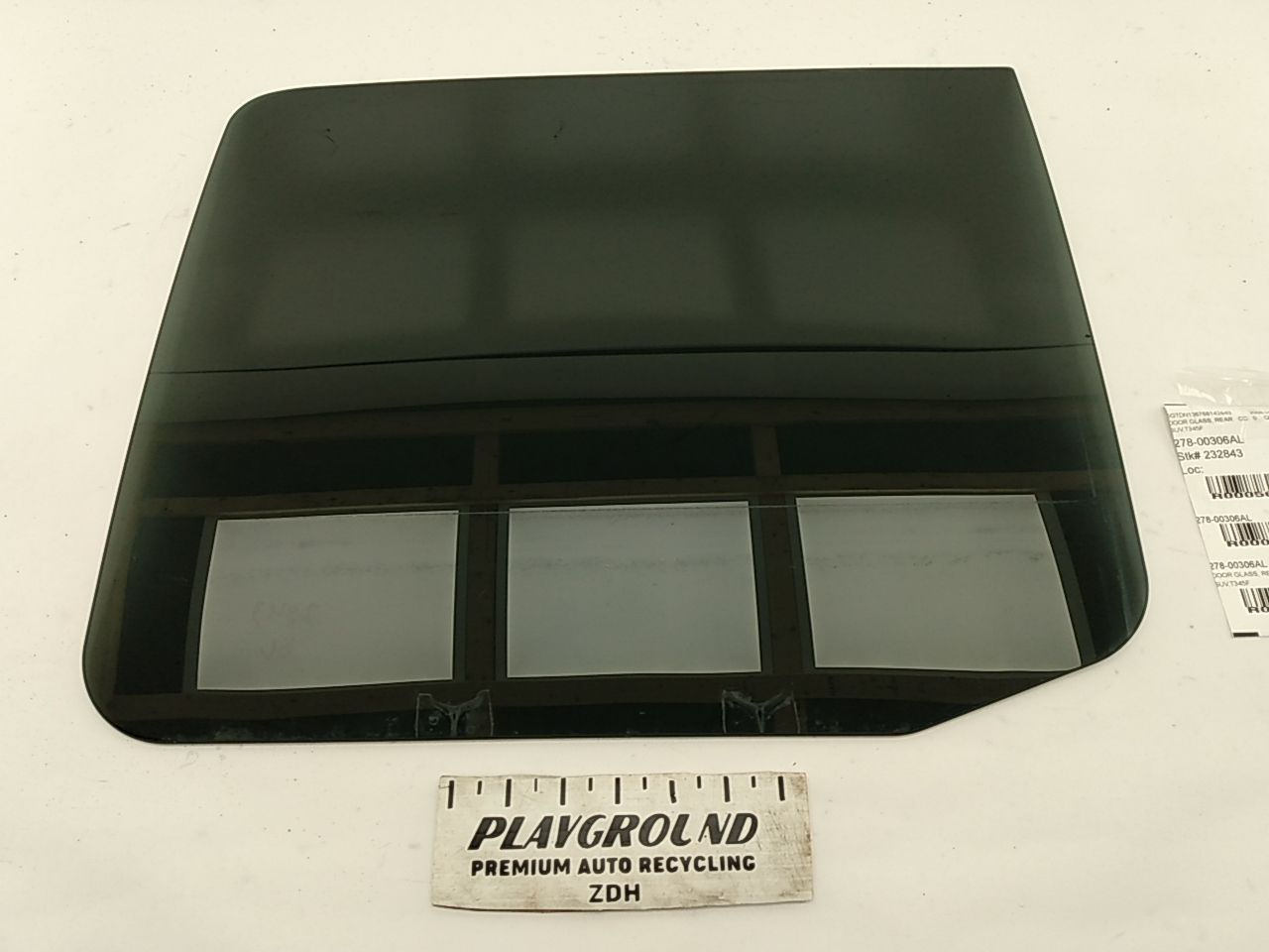 Hummer H3 Rear Left Door Glass