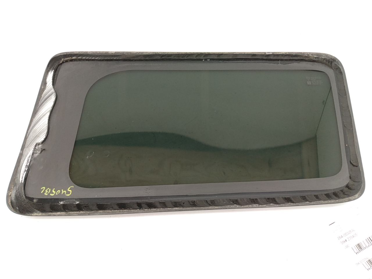 Hummer H3 Rear Left Quarter Glass