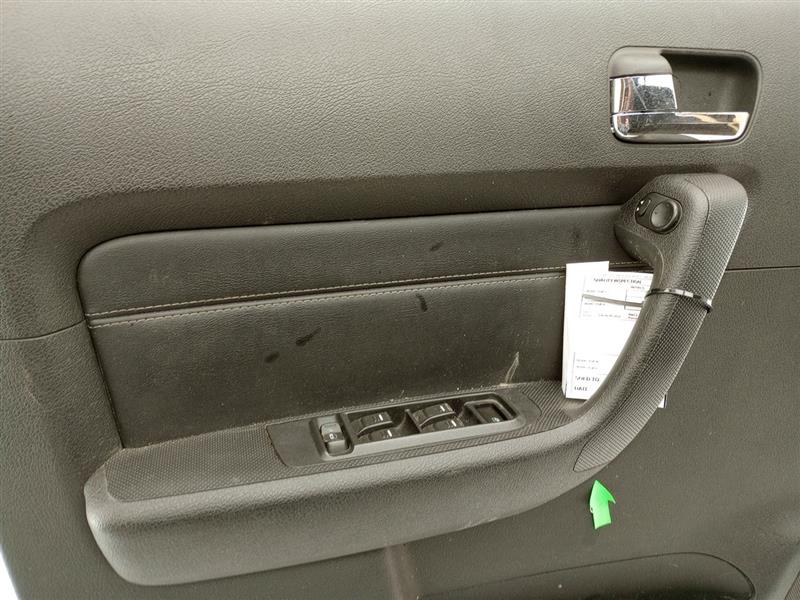 Hummer H3 Front Left Door Trim Panel