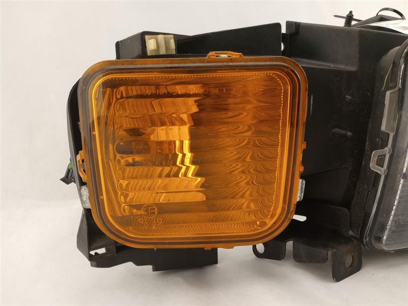 Hummer H3 Left Head Light And Corner Light