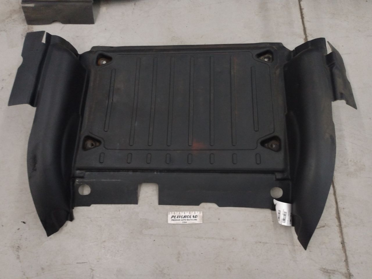 Hummer H3 Trunk Floor Mat