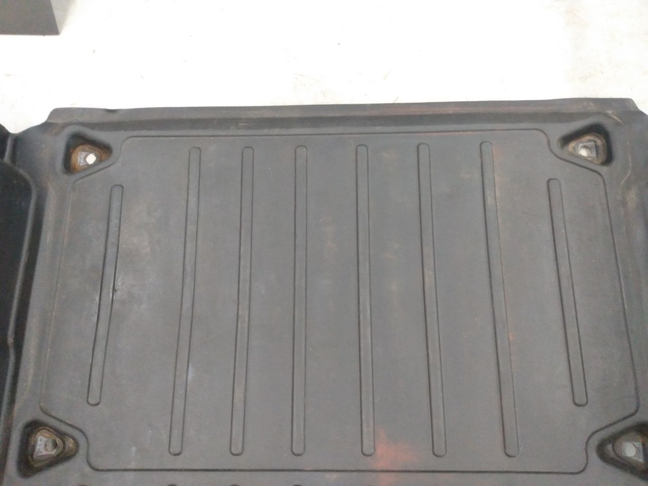 Hummer H3 Trunk Floor Mat