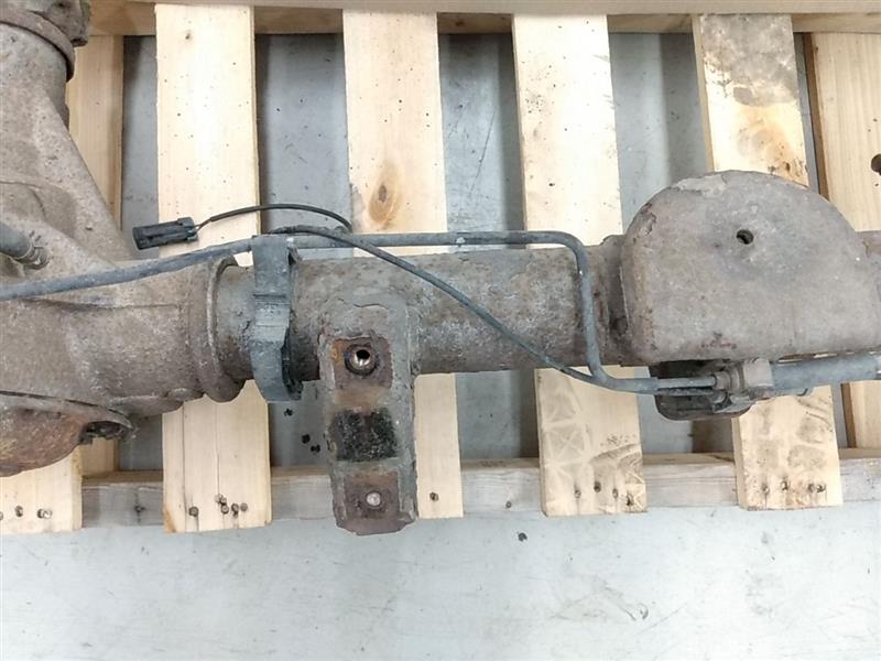 Hummer H3 Rear Axle Assembly