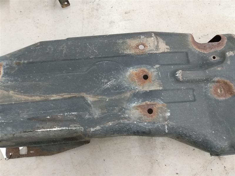 Hummer H3 Fuel Tank Skid Plate