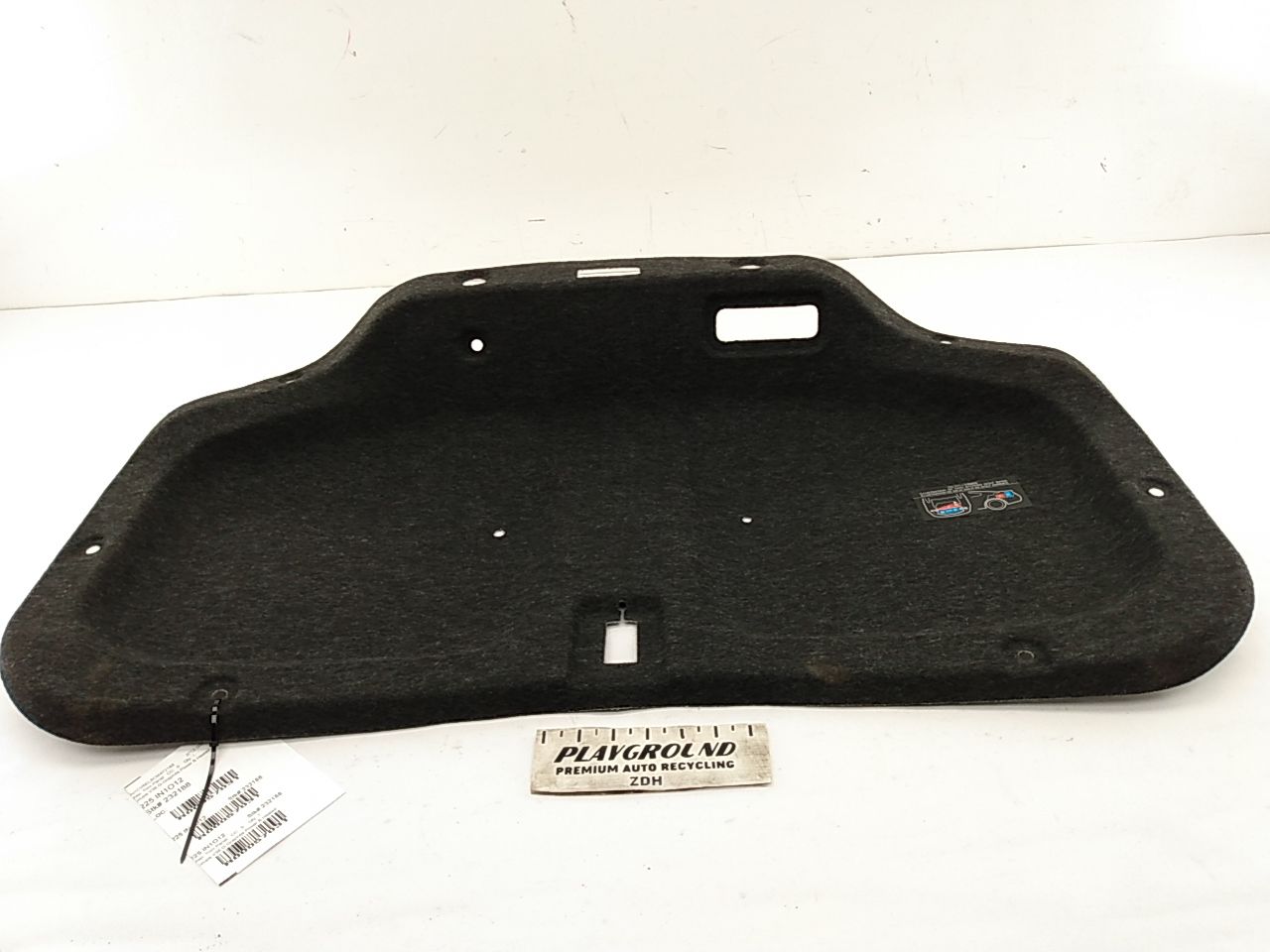 Infiniti G37 Trunk Lid Trim