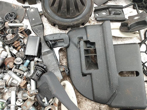 Infiniti G37 Dismantling Hardware