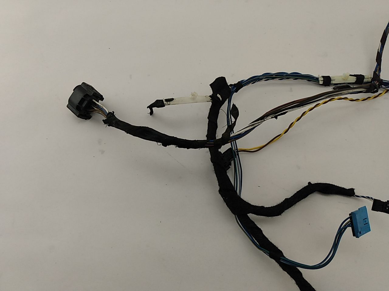 BMW 325I Front Left Door Wire Harness