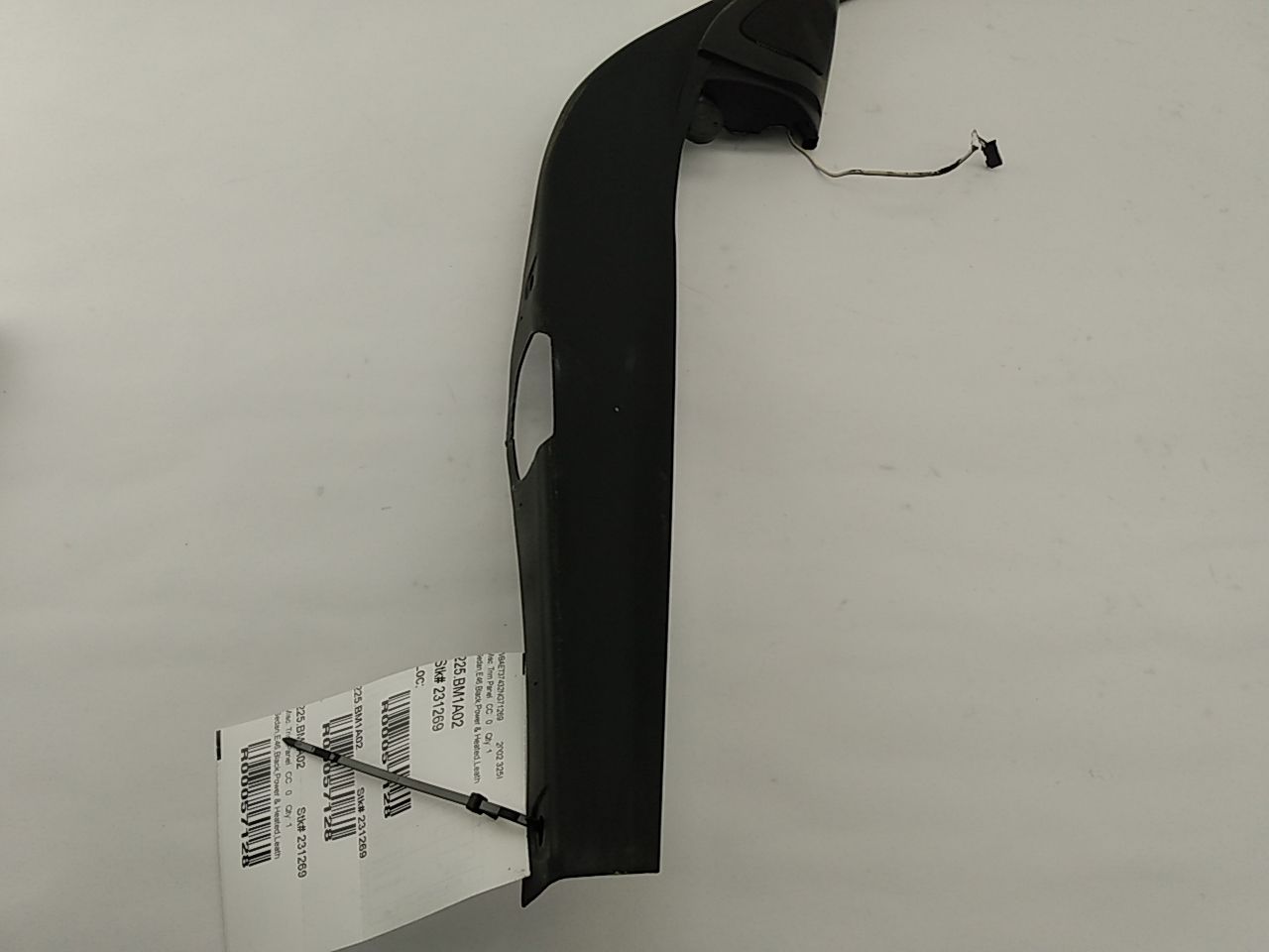 BMW 325I Front Right Interior Door Window Trim - 0