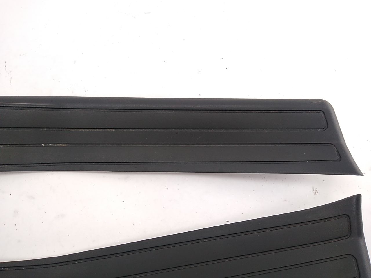 BMW 325I Pair Of Rear Door Sill Trim