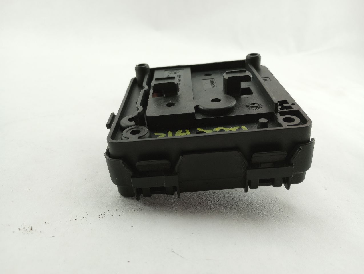 BMW 325I Positive Battery Fuse Terminal