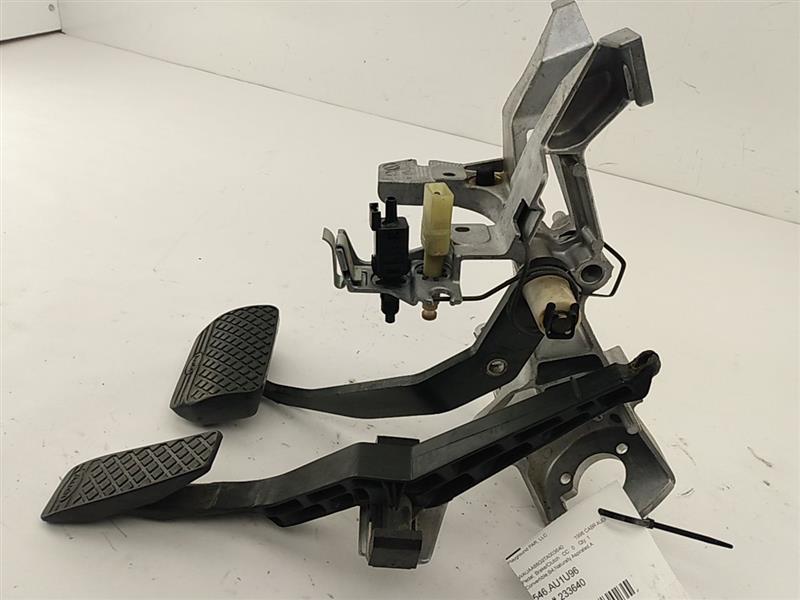 Audi Cabriolet Brake Pedal And Gas Pedal