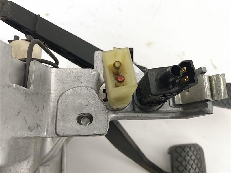 Audi Cabriolet Brake Pedal And Gas Pedal