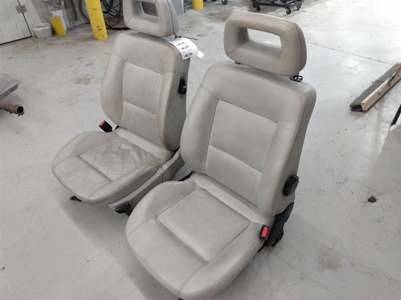 Audi Cabriolet Pair Of Front Seats