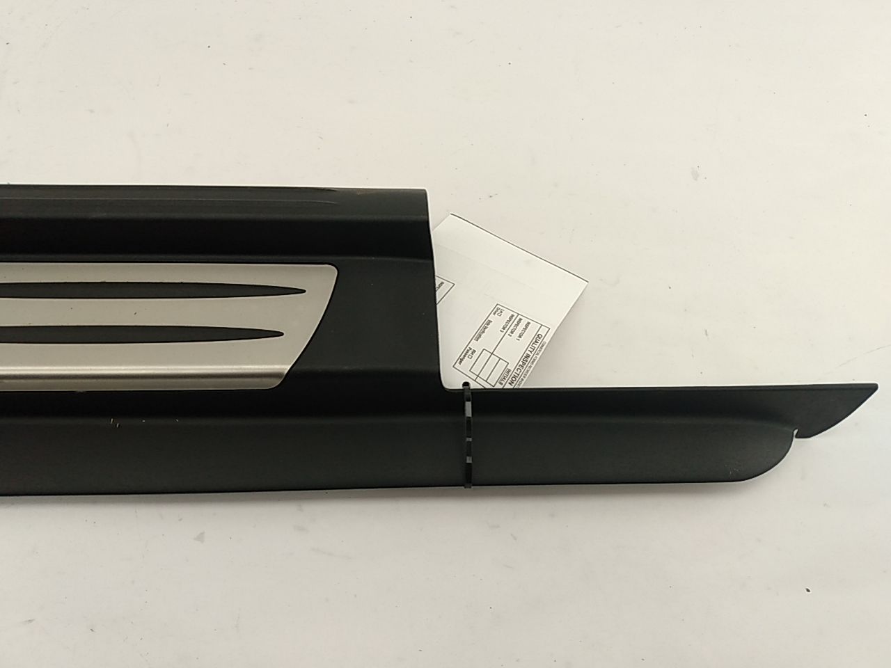 Mercedes SLK350 Front Right Door Sill Trim