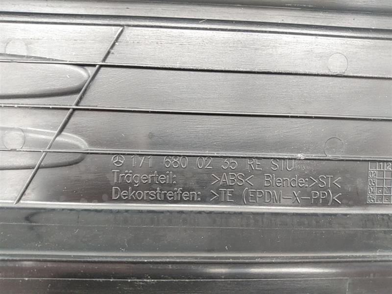 Mercedes SLK350 Front Right Door Sill Trim