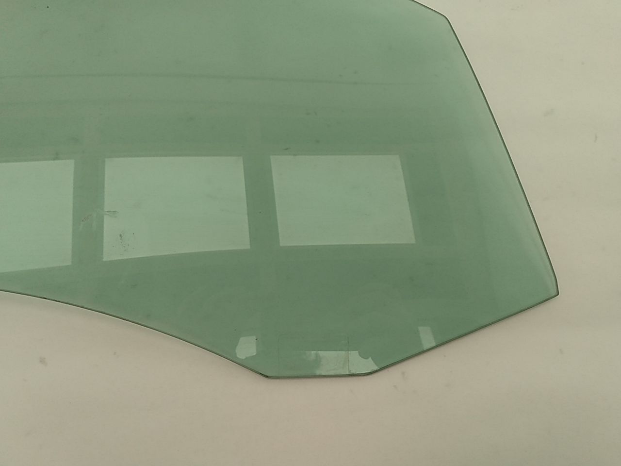 Mercedes SLK350 Front Right Door Glass