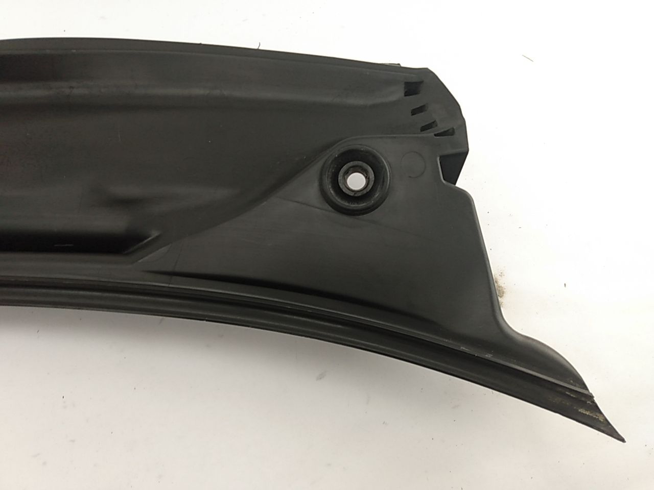 Mercedes SLK350 Windshield Cowl