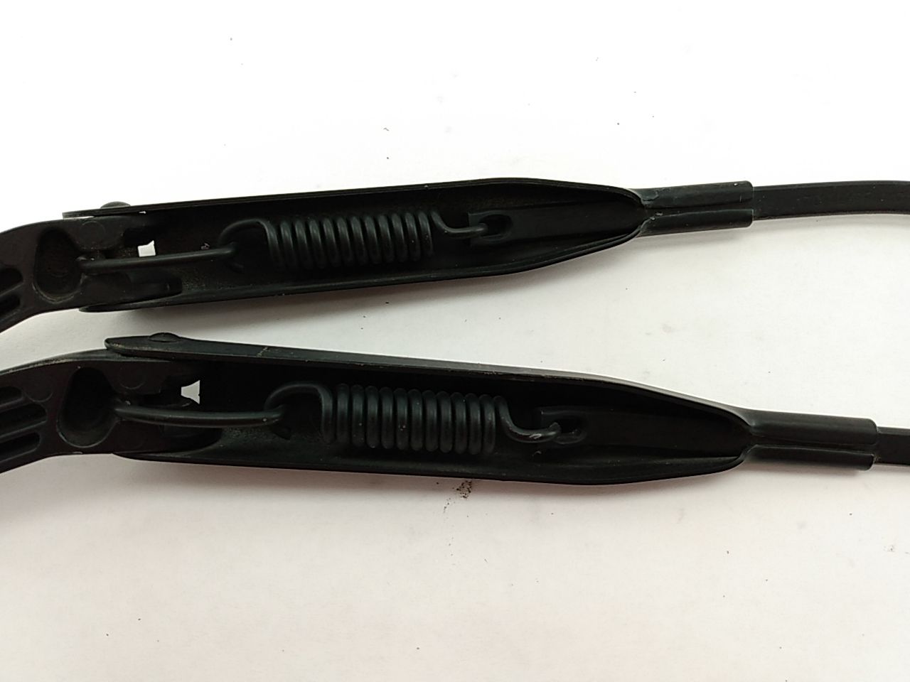 Mercedes SLK230 Pair Of Windshield Wiper Arms