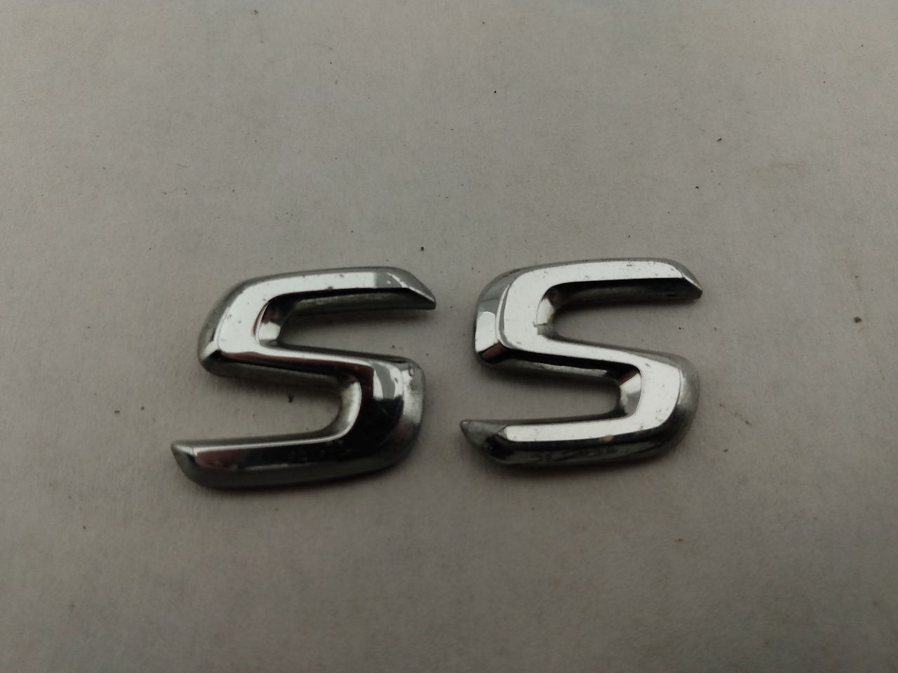 Mercedes SLK230 Front Left Fender Badging