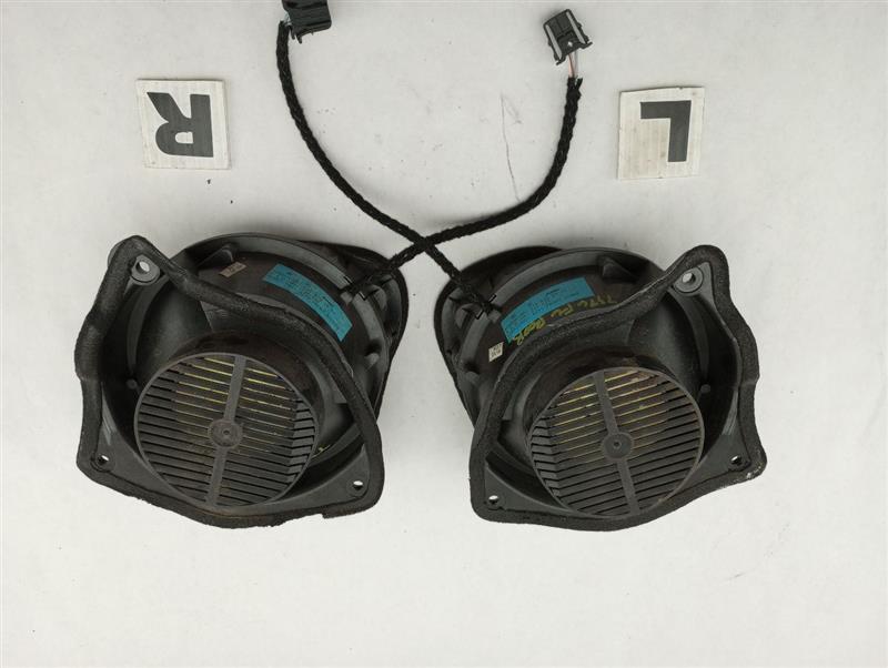 Mercedes SLK230 Set Of Speakers