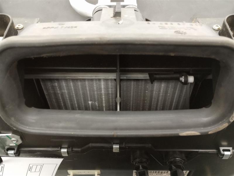 Mercedes SLK230 HVAC Assembly