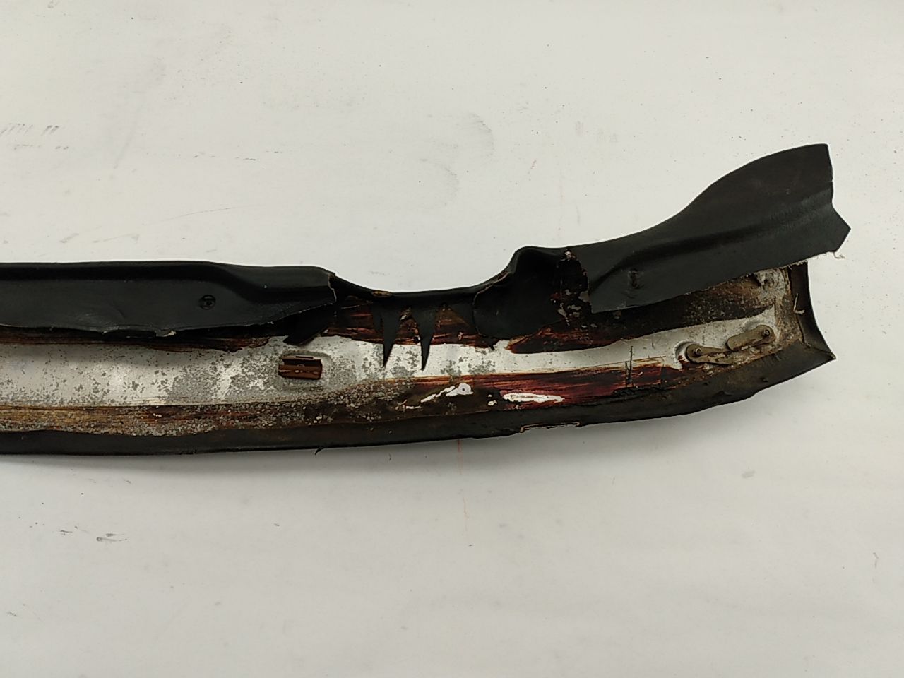 Cadillac Allante Upper Windshield Trim Bezel
