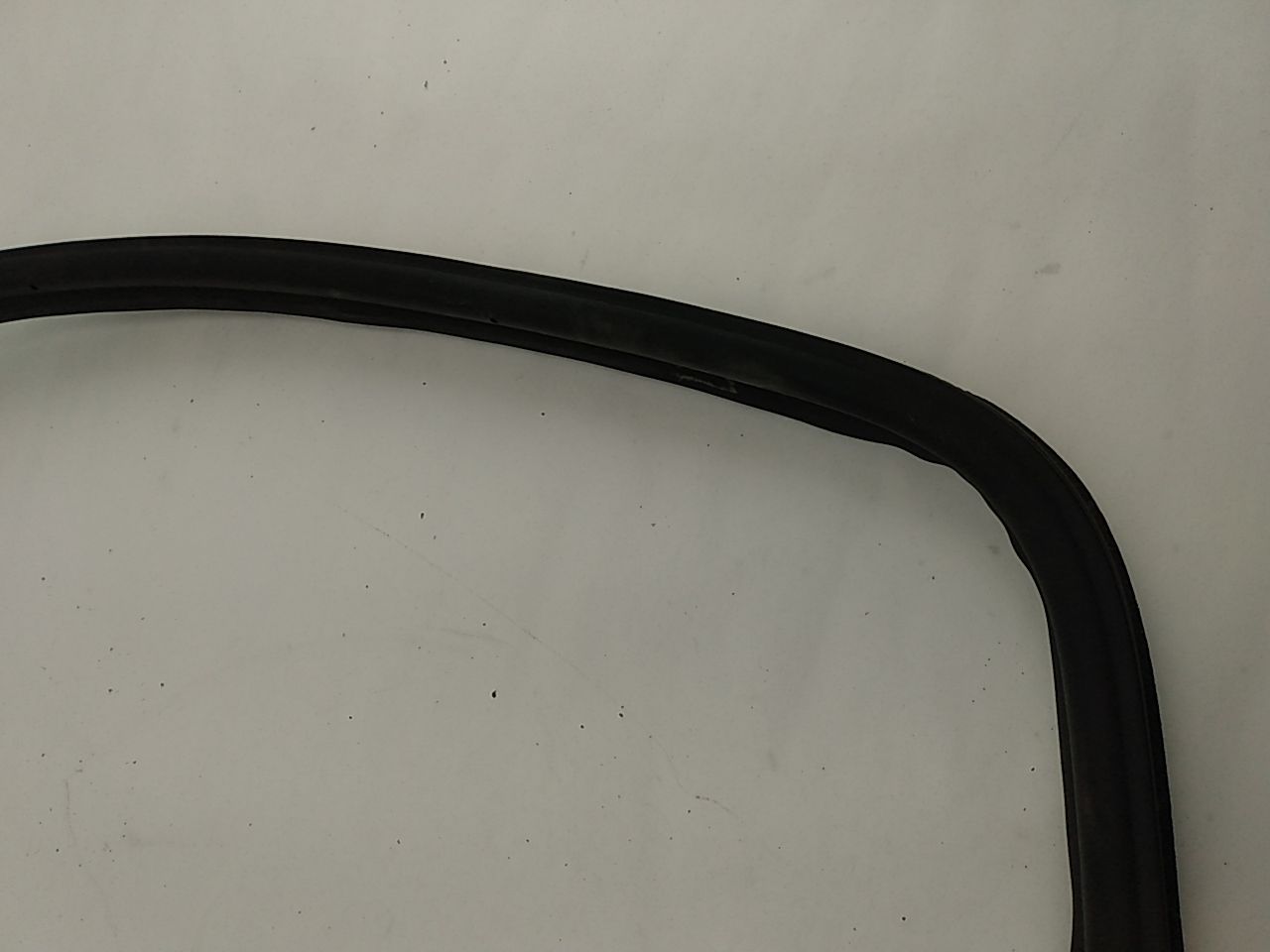 Cadillac Allante Trunk Lid Moulding