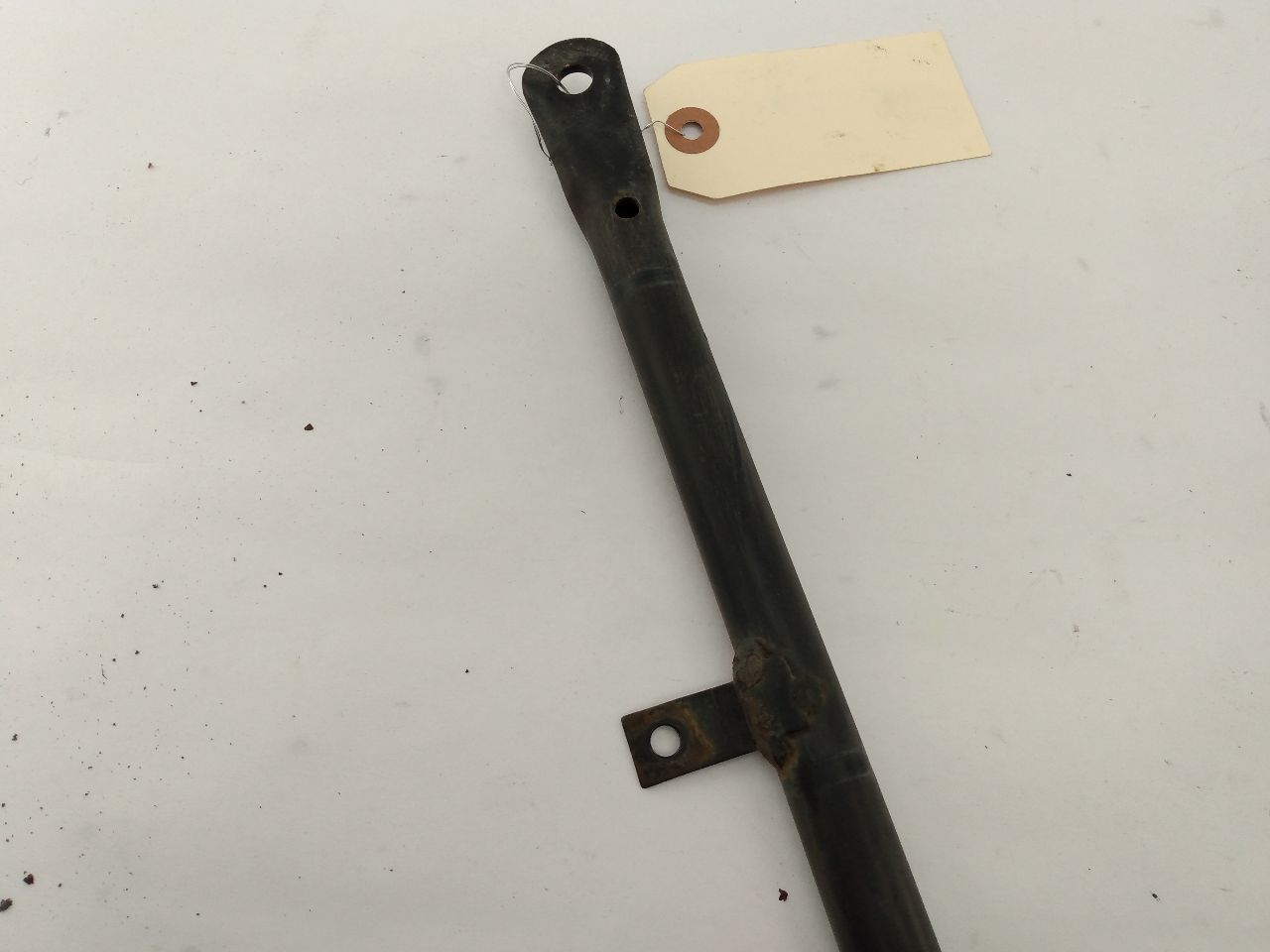 Cadillac Allante Pair Of Front Radiator Support Brackets