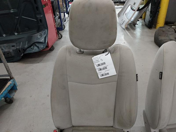 Nissan Leaf Pair of Front Left and Right Seats