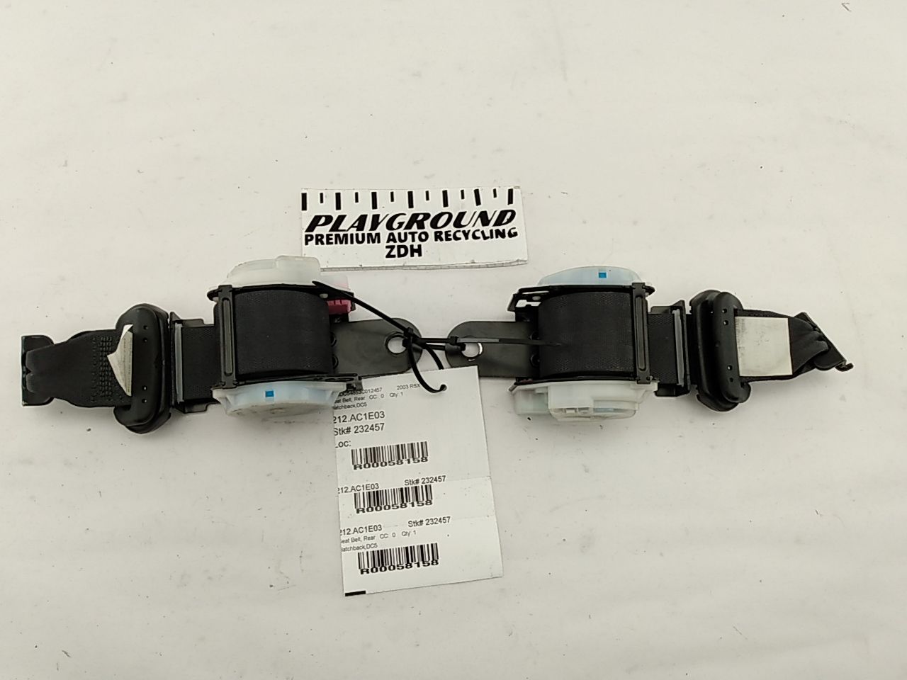 Acura RSX Pair Of Rear Seat Belt Retractors