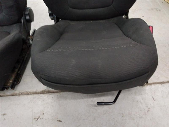 Saturn Sky Pair Of Front Seats