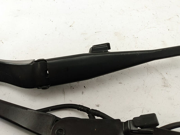 Saturn Sky Pair Of Wiper Arms