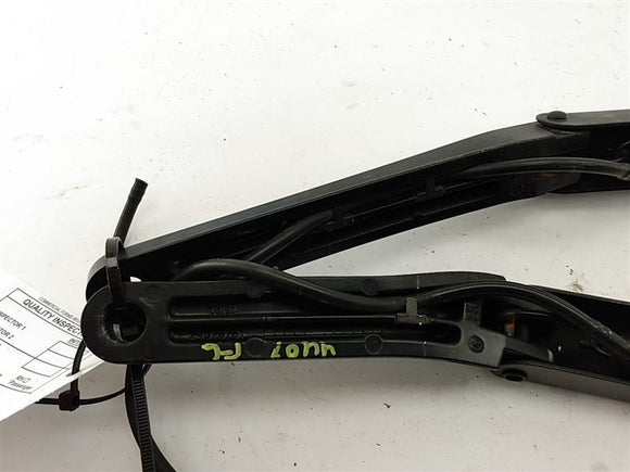 Saturn Sky Pair Of Wiper Arms