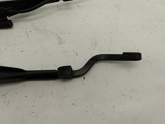 Saturn Sky Pair Of Wiper Arms