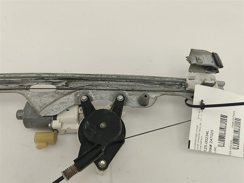 Chevrolet Silverado Front Left Door Window Regulator