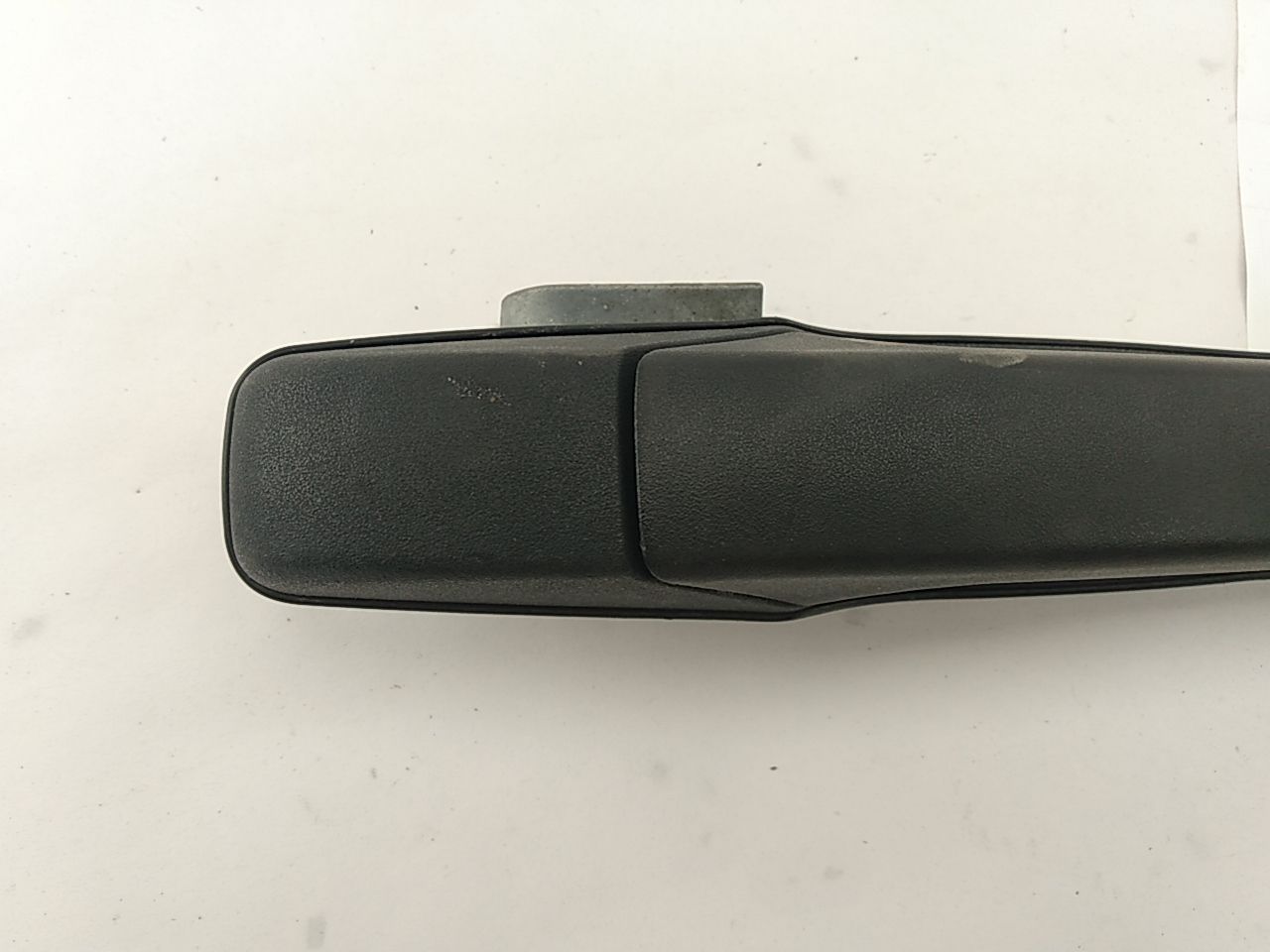 Chevrolet Silverado Front Right Exterior Door Handle - 0