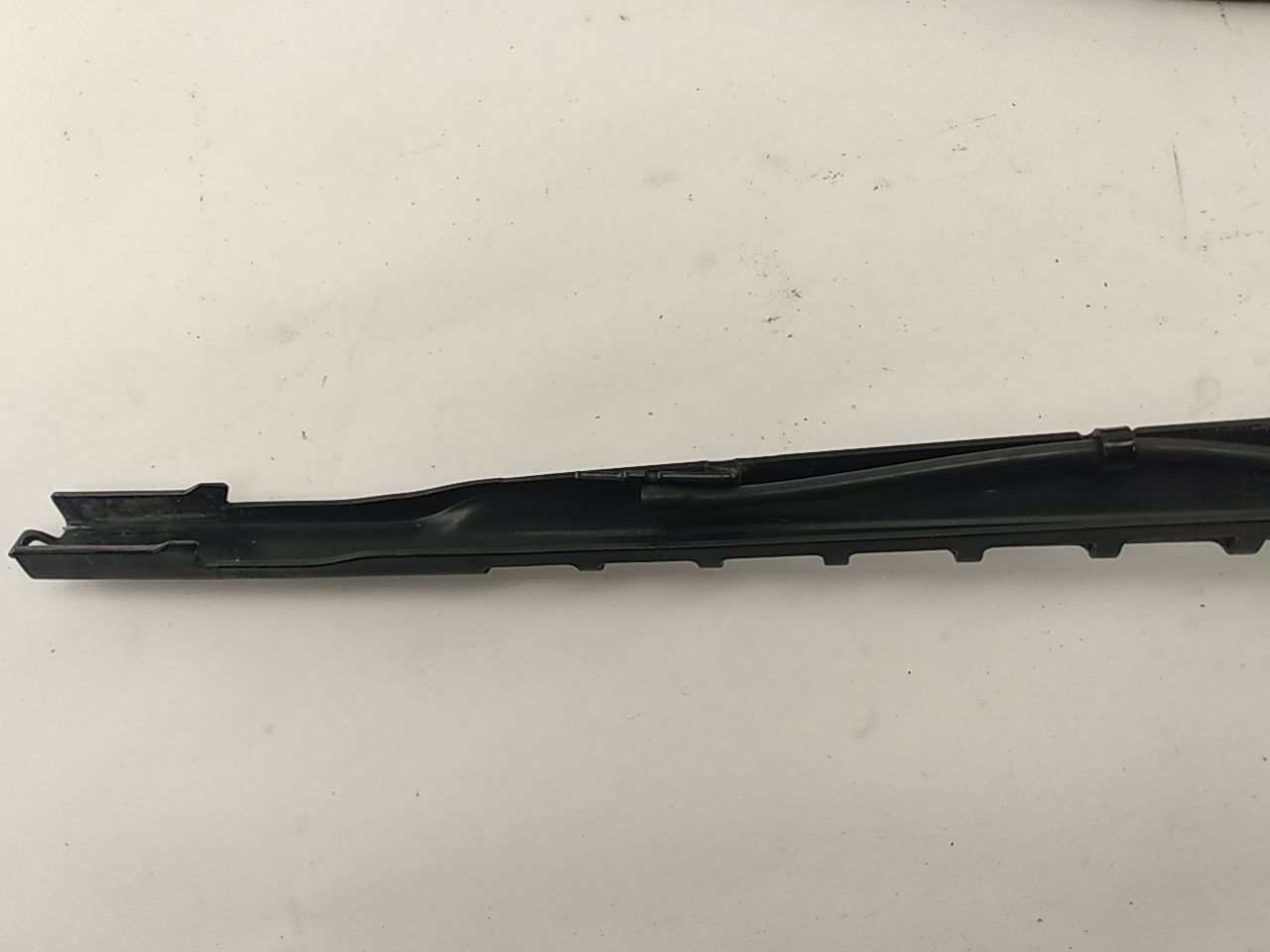 Chevrolet Silverado Pair Of Windshield Wiper Arms