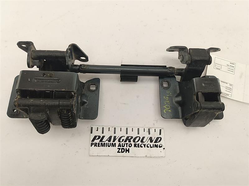 Chevrolet Silverado Rear Left Cab Door Hinge