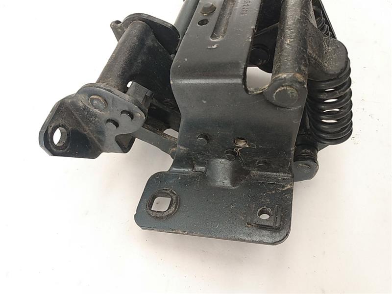 Chevrolet Silverado Rear Left Cab Door Hinge