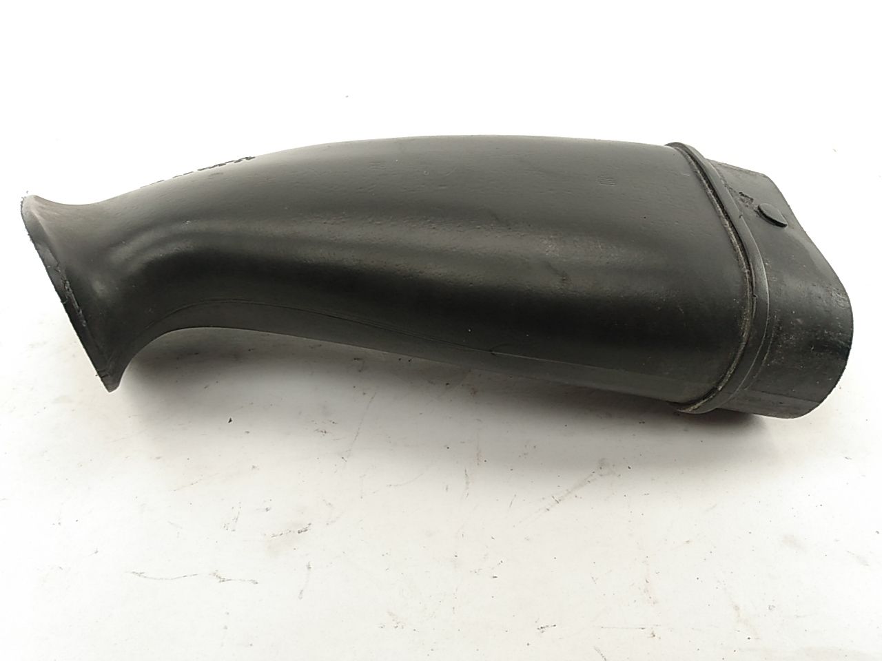 Jaguar XK8 Air Intake Tube - 0