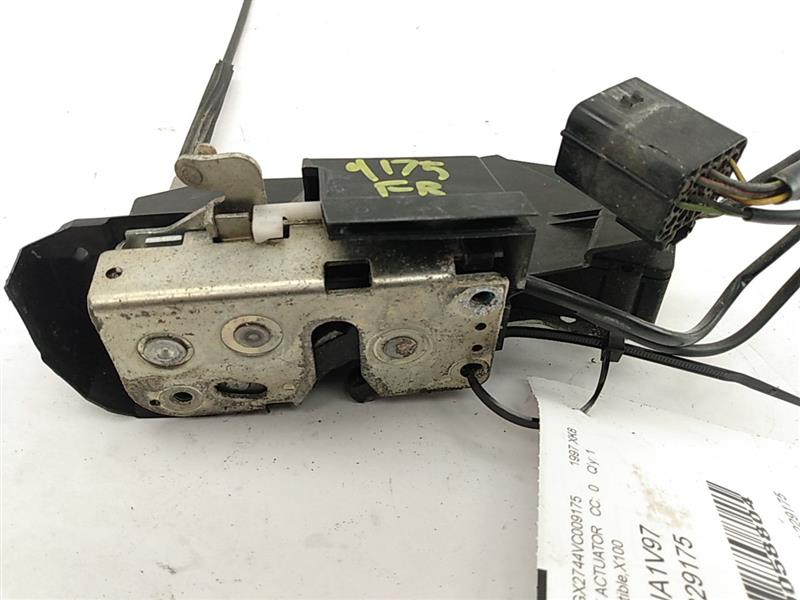 Jaguar XK8 Front Right Door Lock Actuator