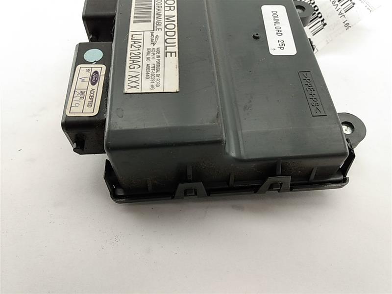 Jaguar XK8 Front Left Door Control Module