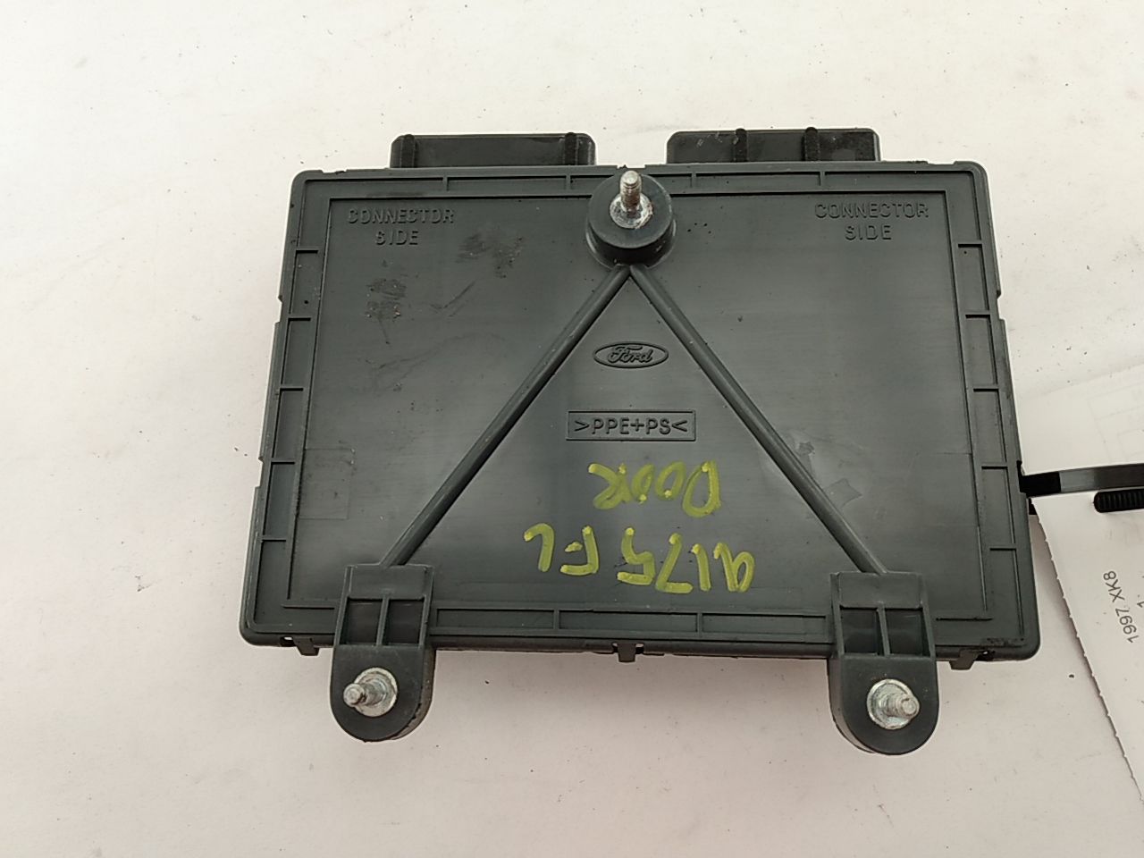 Jaguar XK8 Front Left Door Control Module