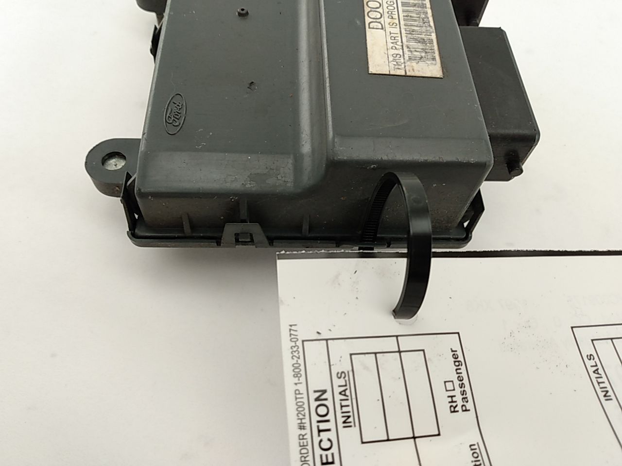 Jaguar XK8 Front Right Door Control Module