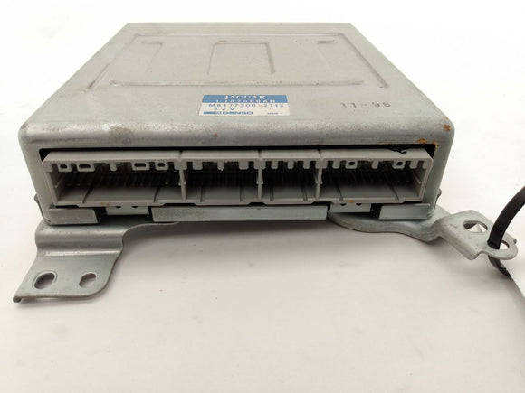 Jaguar XK8 Climate Control Module