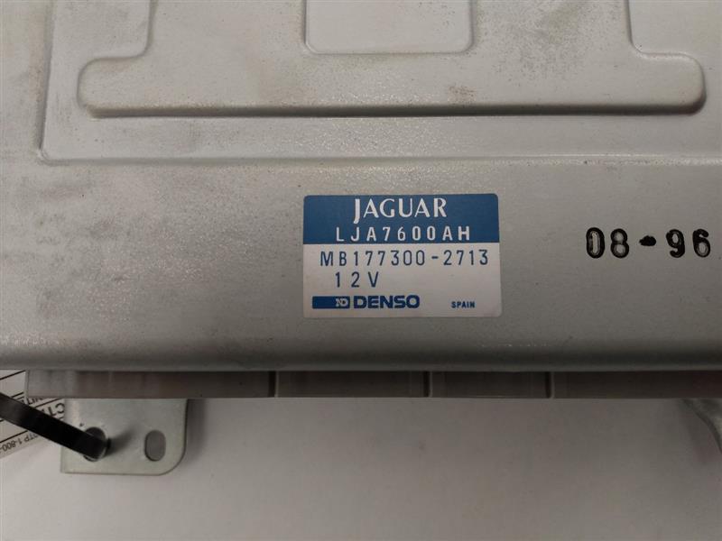 Jaguar XK8 Climate Control Module