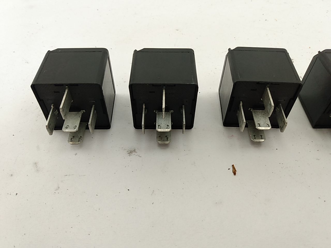 Jaguar XK8 Set Of Relays - 0